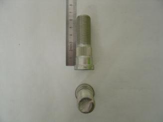 Radbolzen M18x1.5x62mm 