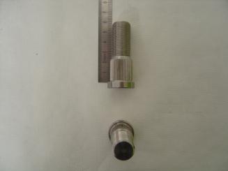 Radbolzen Ueberle M18x1.5x57mm 