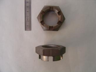 Kronenmutter M33x2mm 