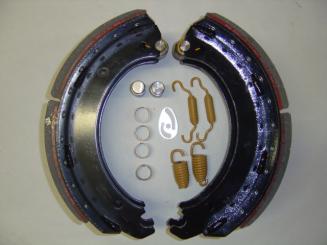 ADR Bremsbacken-Radsatz 420x180 S-Schlüssel 