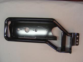 Lampenhalter hinten links BOB 