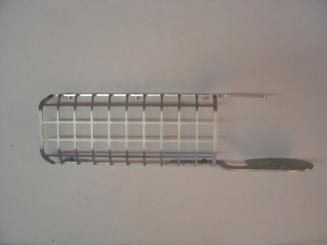 Lampenschutzgitter hinten links 