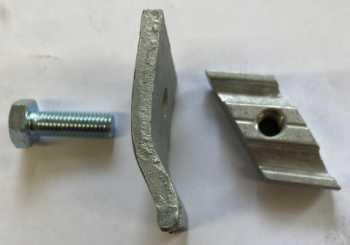 Klemmelement komplett innen Chassis / Boden 